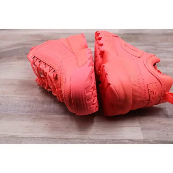 Red Fila Sneakers Size 9 - Picture 5 of 11